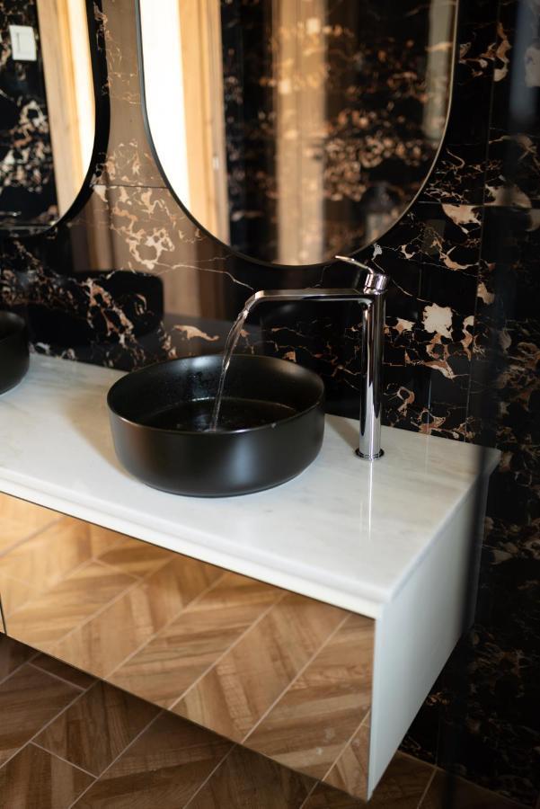 Marble Luxury Suites Картерос Экстерьер фото